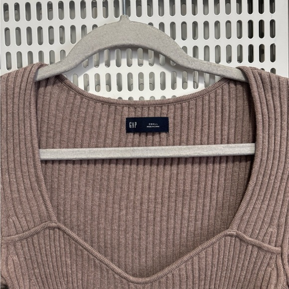 GAP Long Sleeve Ribbed Dress in Brown - Picture 4 of 7